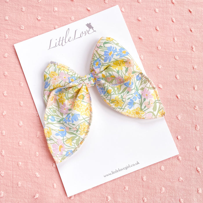 Shop Little Love Liberty hair bow in Meadowland Print, Prairie style bow, Liberty London Meadowland floral bow hair clip, Liberty floral print cotton bow hair clips for little girls, floral print cotton bow hair clip, liberty hair bows, liberty print hair bows, uk handmade hair bows, Liberty Meadowland, Liberty bow 